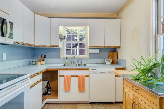 2630 Northview DR, Roanoke, VA 24015