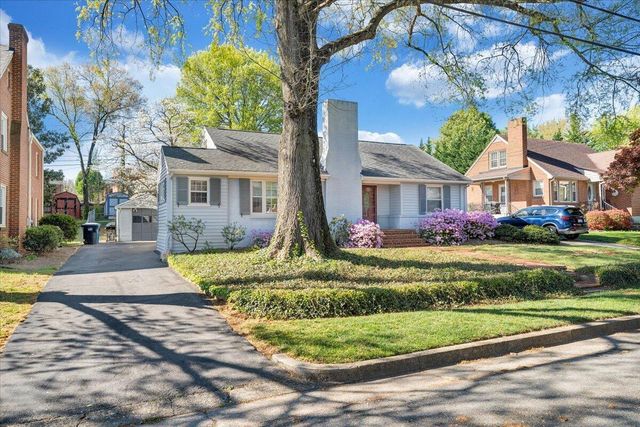 2630 Northview DR, Roanoke, VA 24015