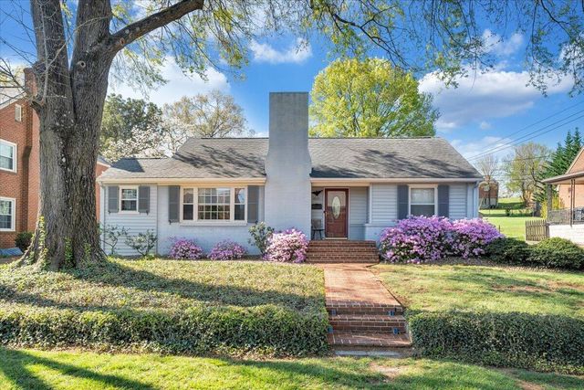 2630 Northview DR, Roanoke, VA 24015