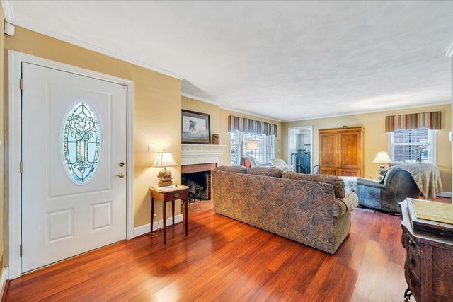 2630 Northview DR, Roanoke, VA 24015