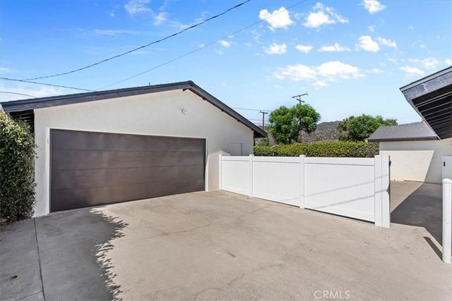 525 Fountain Springs, Glendora, CA 91741