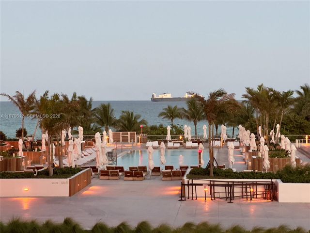 2301 Collins Ave 338, Miami Beach, FL 33139