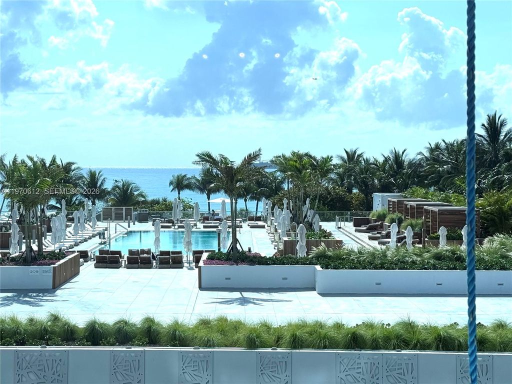 2301 Collins Ave 338, Miami Beach, FL 33139