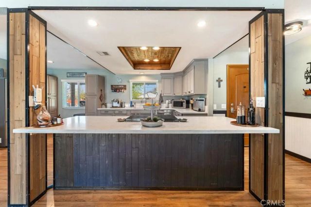 1581 Hackney Street, Hemet, CA 92543