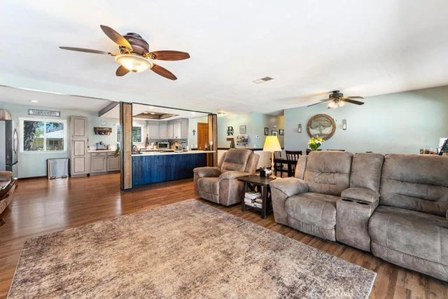 1581 Hackney Street, Hemet, CA 92543