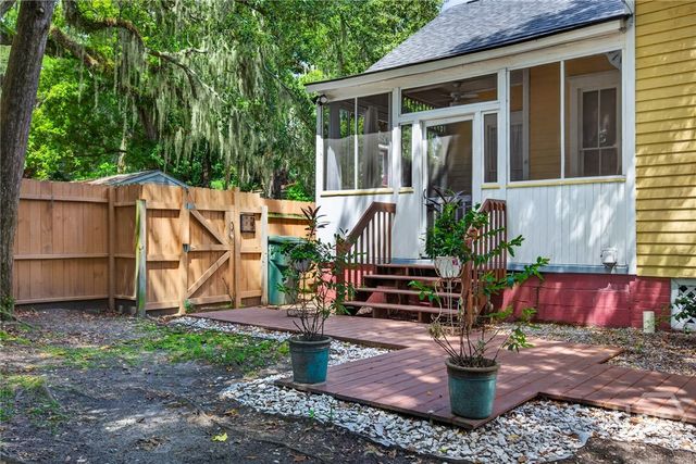 2118 Lincoln St, Savannah, GA 31401