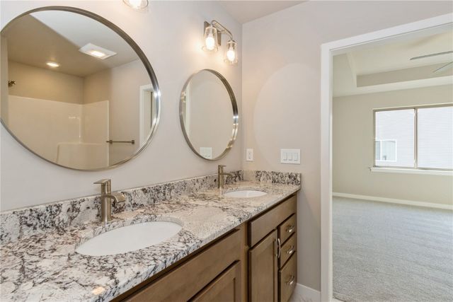 760 Chamberlin Lane, North Liberty, IA 52317