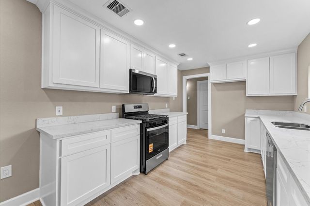 2202 Des Jardines Street, Houston, TX 77023