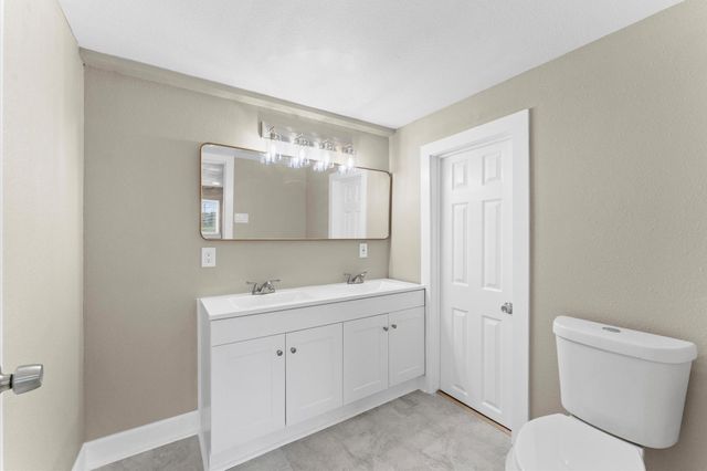 2202 Des Jardines Street, Houston, TX 77023