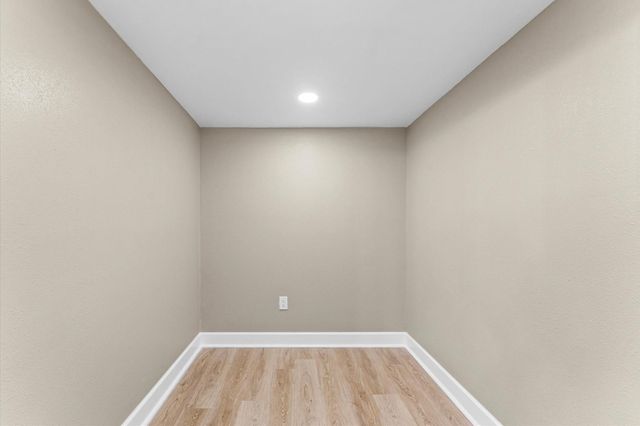 2202 Des Jardines Street, Houston, TX 77023