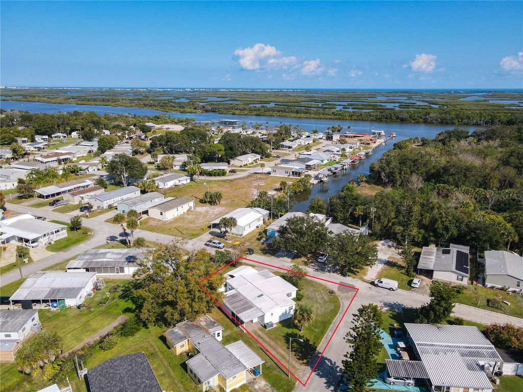 135 CEDAR STREET, Edgewater, FL 32141