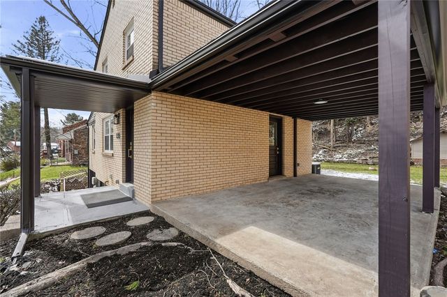 135 Richland Drive, Penn Hills, PA 15235