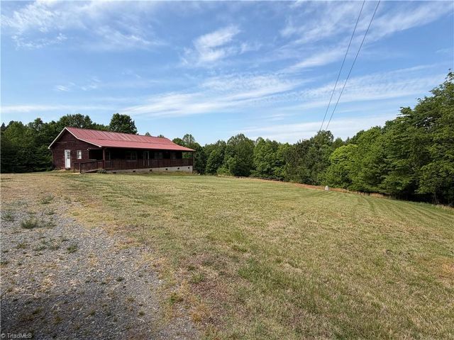 202 Roby Fulk Road, Pinnacle, NC 27043