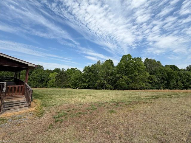 202 Roby Fulk Road, Pinnacle, NC 27043