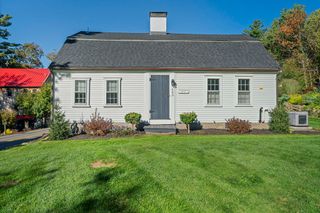 563 Spring St, Marshfield, MA 02050