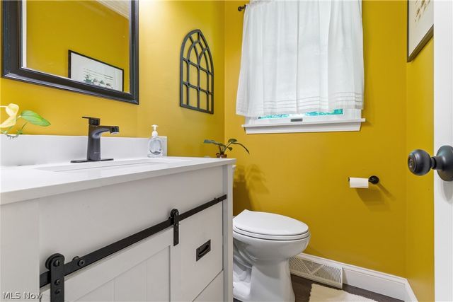 875 Smokerise Drive, Medina, OH 44256