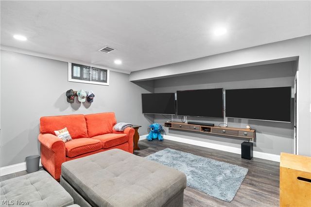 875 Smokerise Drive, Medina, OH 44256