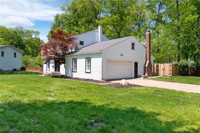875 Smokerise Drive, Medina, OH 44256