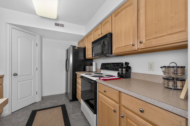 1632 Ashley Court, 104, Florence, KY 41042