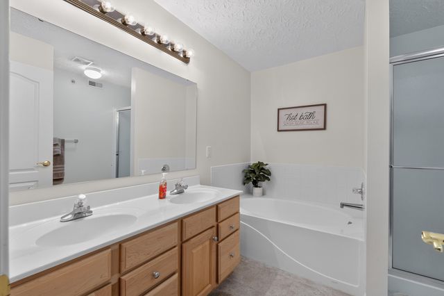 1632 Ashley Court, 104, Florence, KY 41042