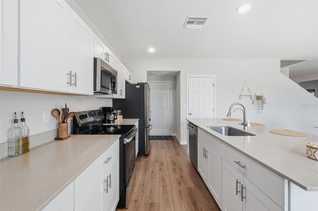 1330 CURRENT PLACE, Haines City, FL 33844