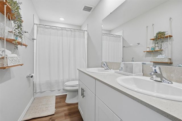 1330 CURRENT PLACE, Haines City, FL 33844