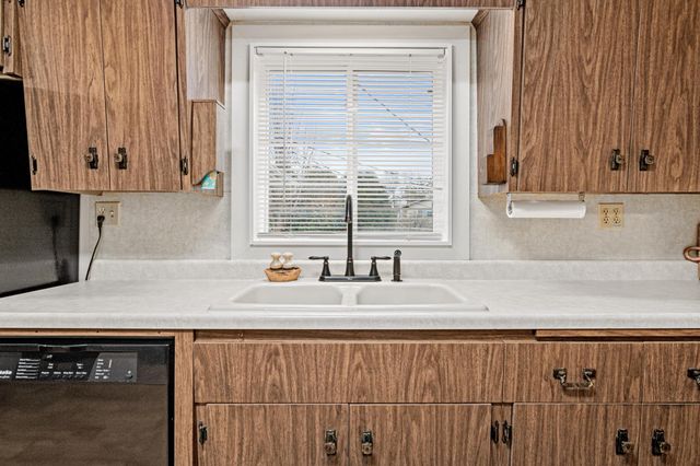 258 Dawn Avenue, Shoreview, MN 55126