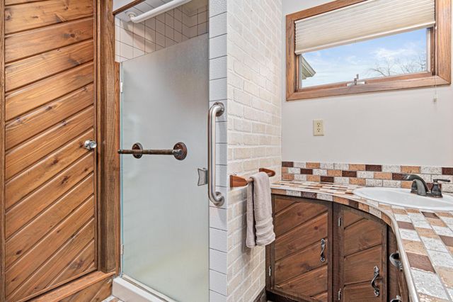 258 Dawn Avenue, Shoreview, MN 55126