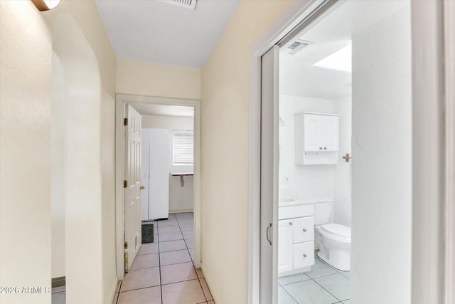 3027 W LUKE Avenue, Phoenix, AZ 85017