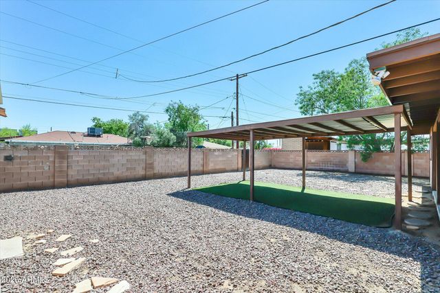3027 W LUKE Avenue, Phoenix, AZ 85017