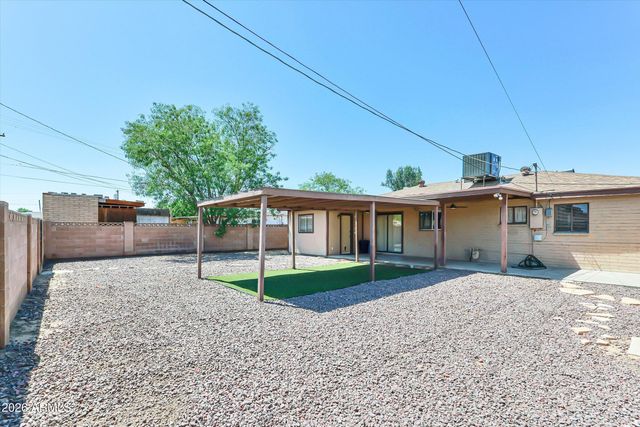 3027 W LUKE Avenue, Phoenix, AZ 85017
