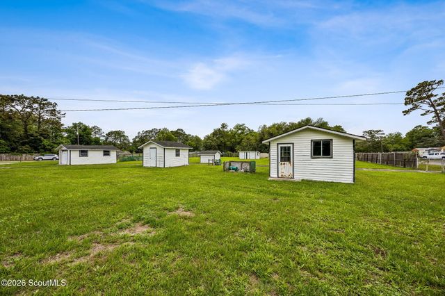 879 Charlie Smith Sr Highway, St. Marys, GA 31558