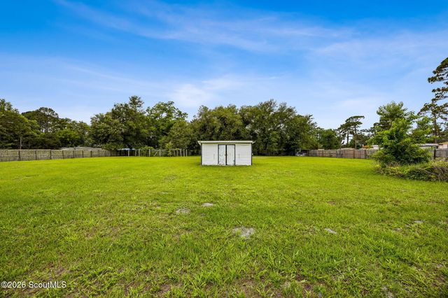 879 Charlie Smith Sr Highway, St. Marys, GA 31558