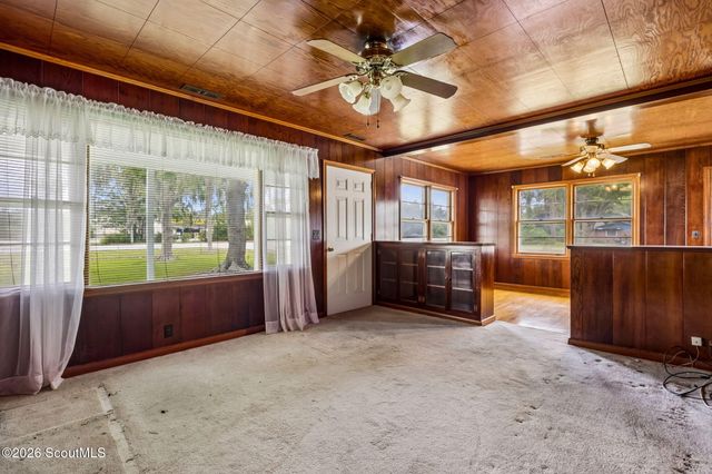 879 Charlie Smith Sr Highway, St. Marys, GA 31558