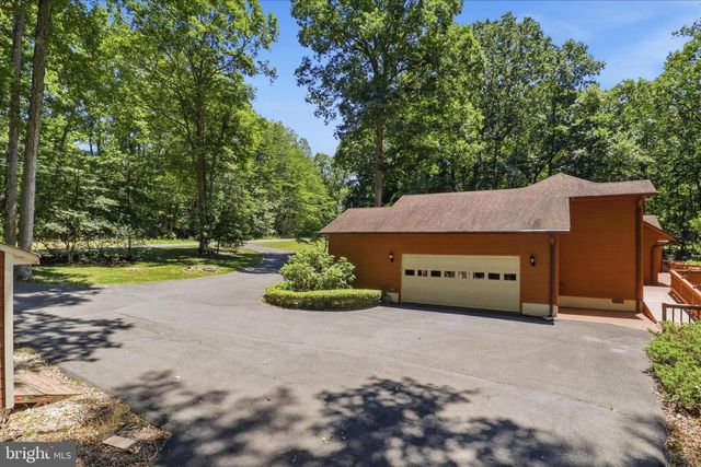 6501 COMMONWEALTH CT, Manassas, VA 20112