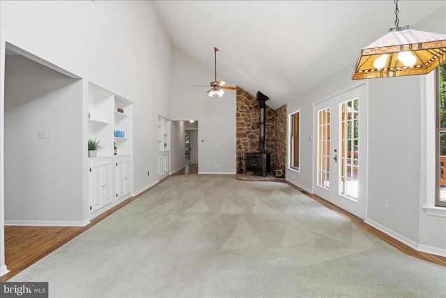 6501 COMMONWEALTH CT, Manassas, VA 20112