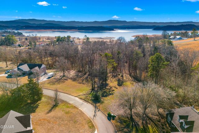 1877&1883 Lakebrook Circle, Dandridge, TN 37725