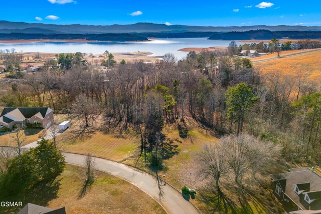 1877&1883 Lakebrook Circle, Dandridge, TN 37725