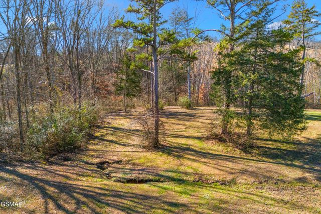 1877&1883 Lakebrook Circle, Dandridge, TN 37725