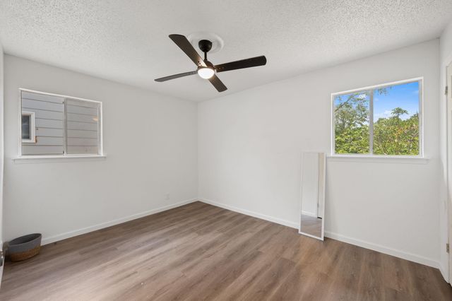 5800 Breezewood DR, Austin, TX 78745