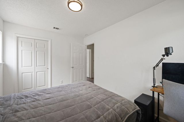 5800 Breezewood DR, Austin, TX 78745