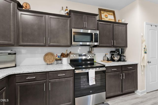 330 Caldwell Street, Spring Lake, NC 28390