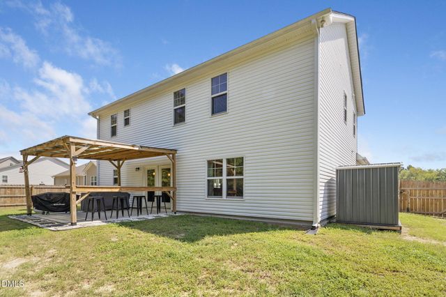 330 Caldwell Street, Spring Lake, NC 28390