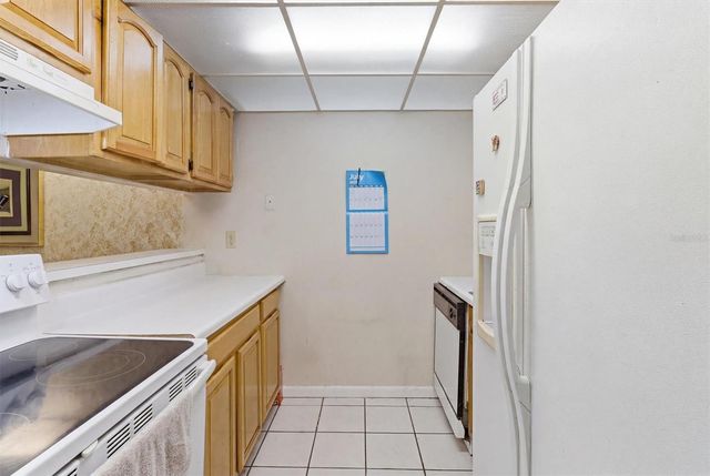 931 W OAK RIDGE ROAD B, Orlando, FL 32809