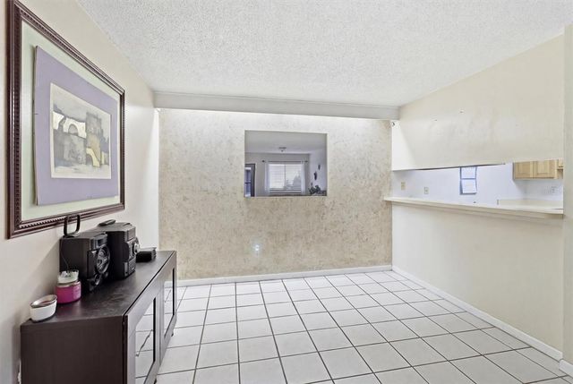 931 W OAK RIDGE ROAD B, Orlando, FL 32809