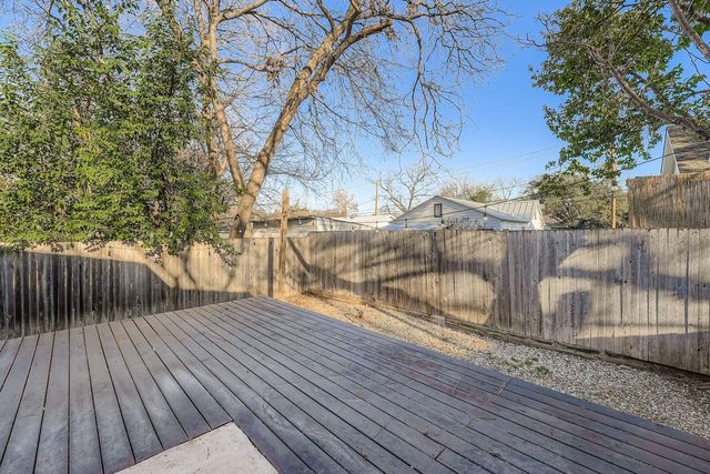 3309 Robinson Ave A, Austin, TX 78722