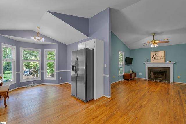 7 Venning Court, Greenville, SC 29609