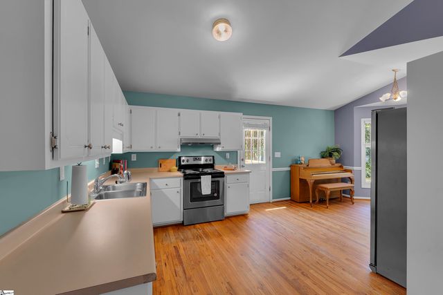 7 Venning Court, Greenville, SC 29609