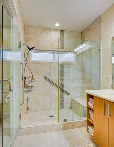 5544 Rayo Del Sol B, Laguna Woods, CA 92637