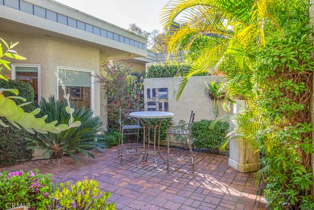 5544 Rayo Del Sol B, Laguna Woods, CA 92637